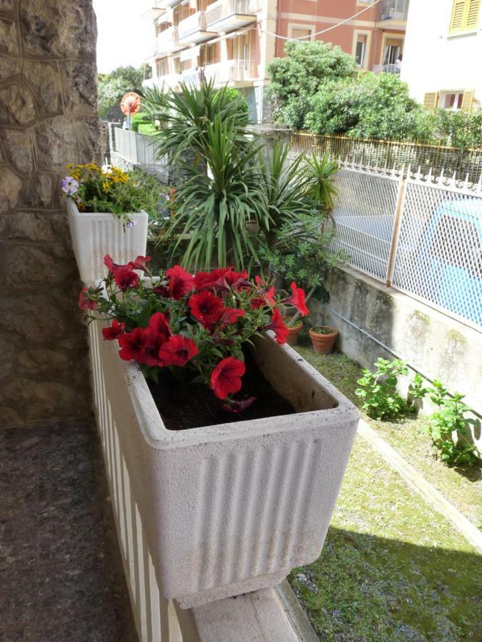 Ferienwohnung Flamingo & Cactus By The Sea Levanto Exterior foto